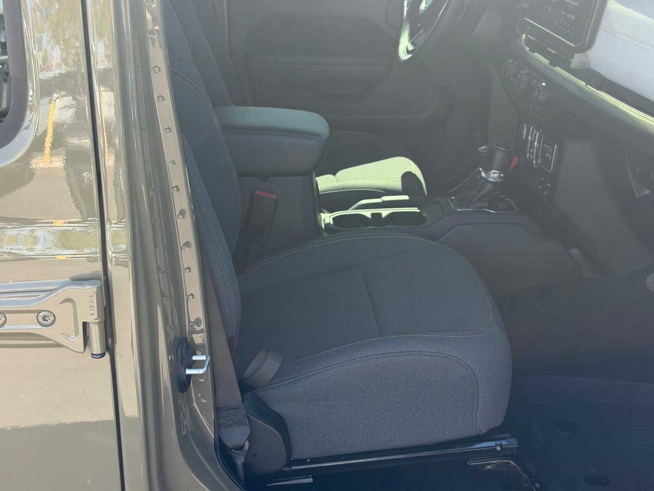 2025 Jeep Gladiator Sport Irving TX 2025 Jeep Gladiator Sport Irving TX