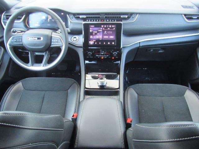 2025 Jeep Grand Cherokee Altitude 4x4 2025 Jeep Grand Cherokee Altitude 4x4