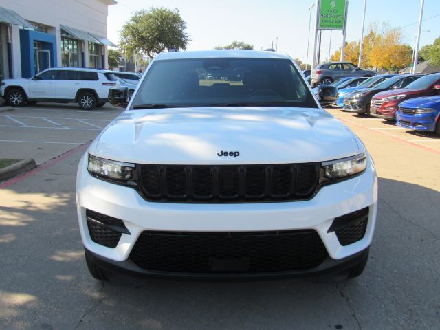 2025 Jeep Grand Cherokee Altitude 4x4 2025 Jeep Grand Cherokee Altitude 4x4