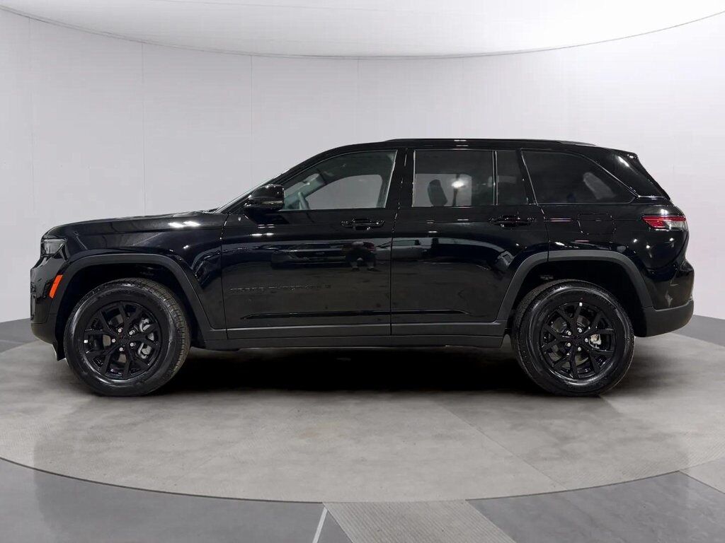 2025 Jeep Grand Cherokee Altitude X San Clemente CA