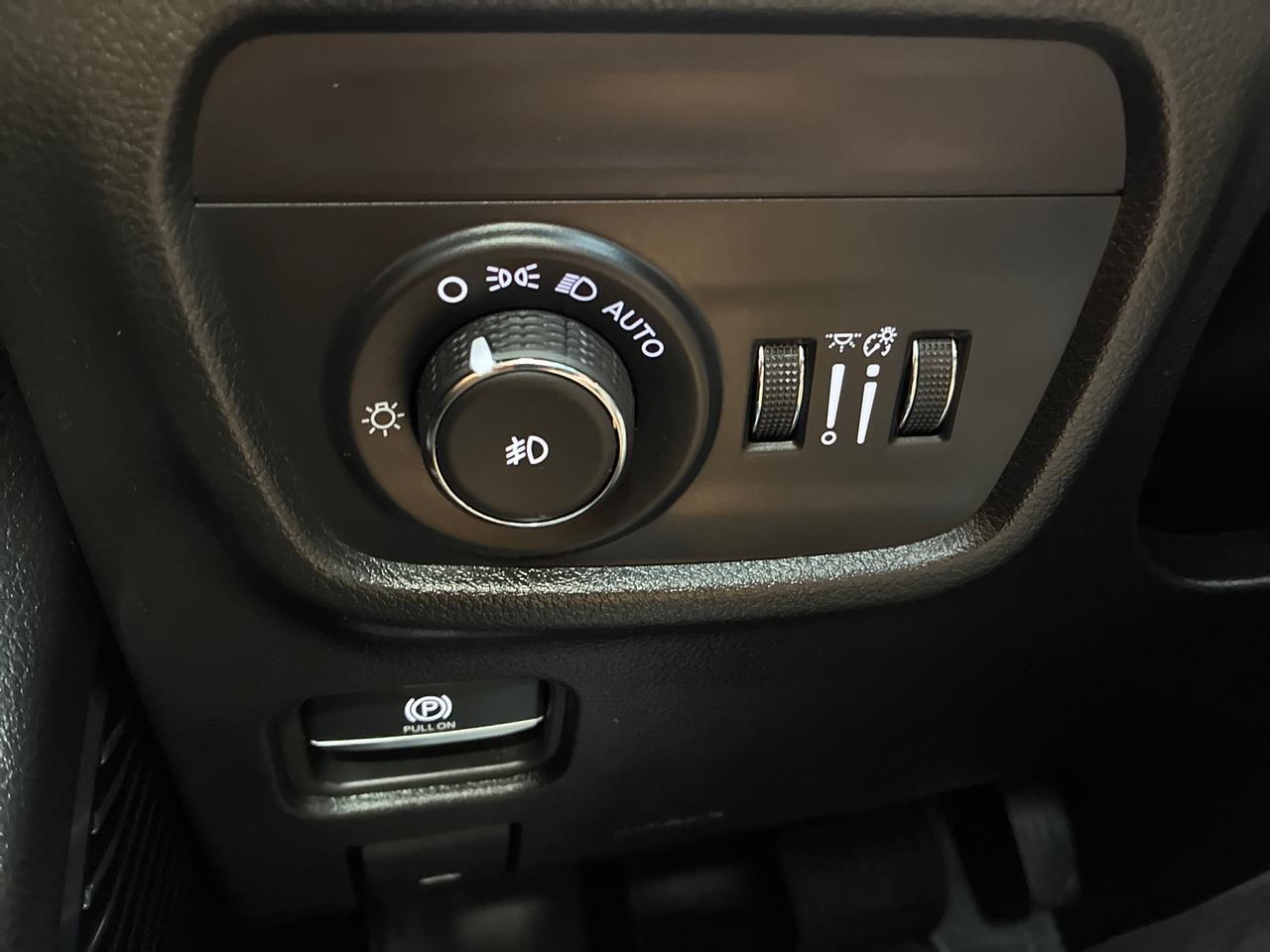 2025 Jeep Grand Cherokee L Summit, 4x4, Lux Tech Group V, Adv ProTech Group IV, 19-Speaker Audio Houston TX 2025 Jeep Grand Cherokee L Summit, 4x4, Lux Tech Group V, Adv ProTech Group IV, 19-Speaker Audio Houston TX