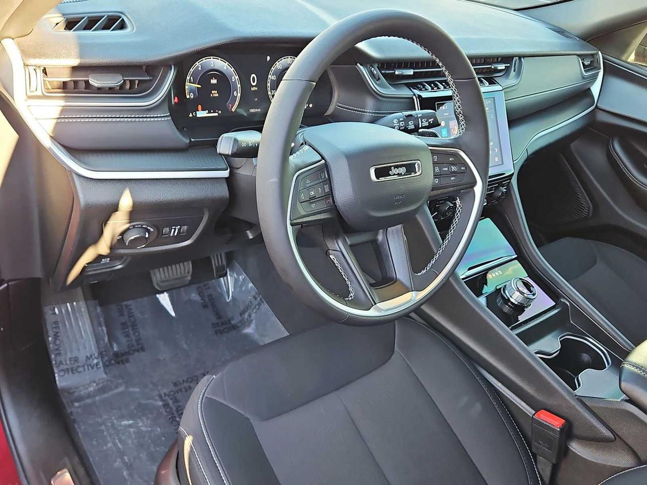 2025 Jeep Grand Cherokee Laredo Irving TX