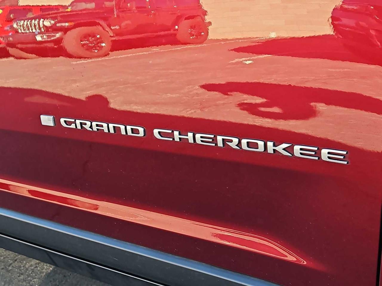 2025 Jeep Grand Cherokee Laredo Irving TX