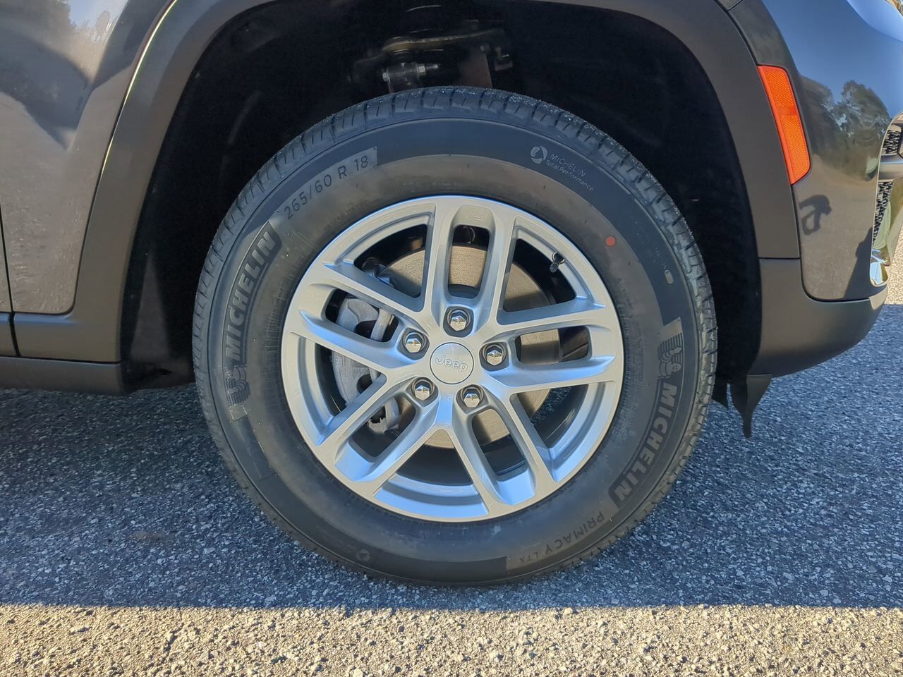 2025 Jeep Grand Cherokee Laredo X Appleton WI