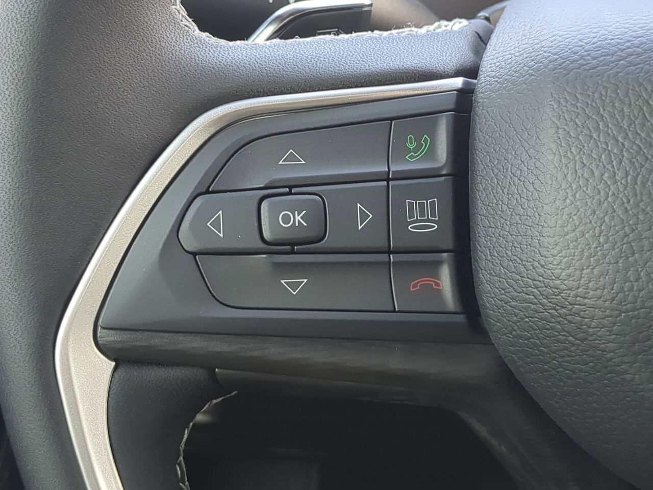 2025 Jeep Grand Cherokee Laredo X Appleton WI