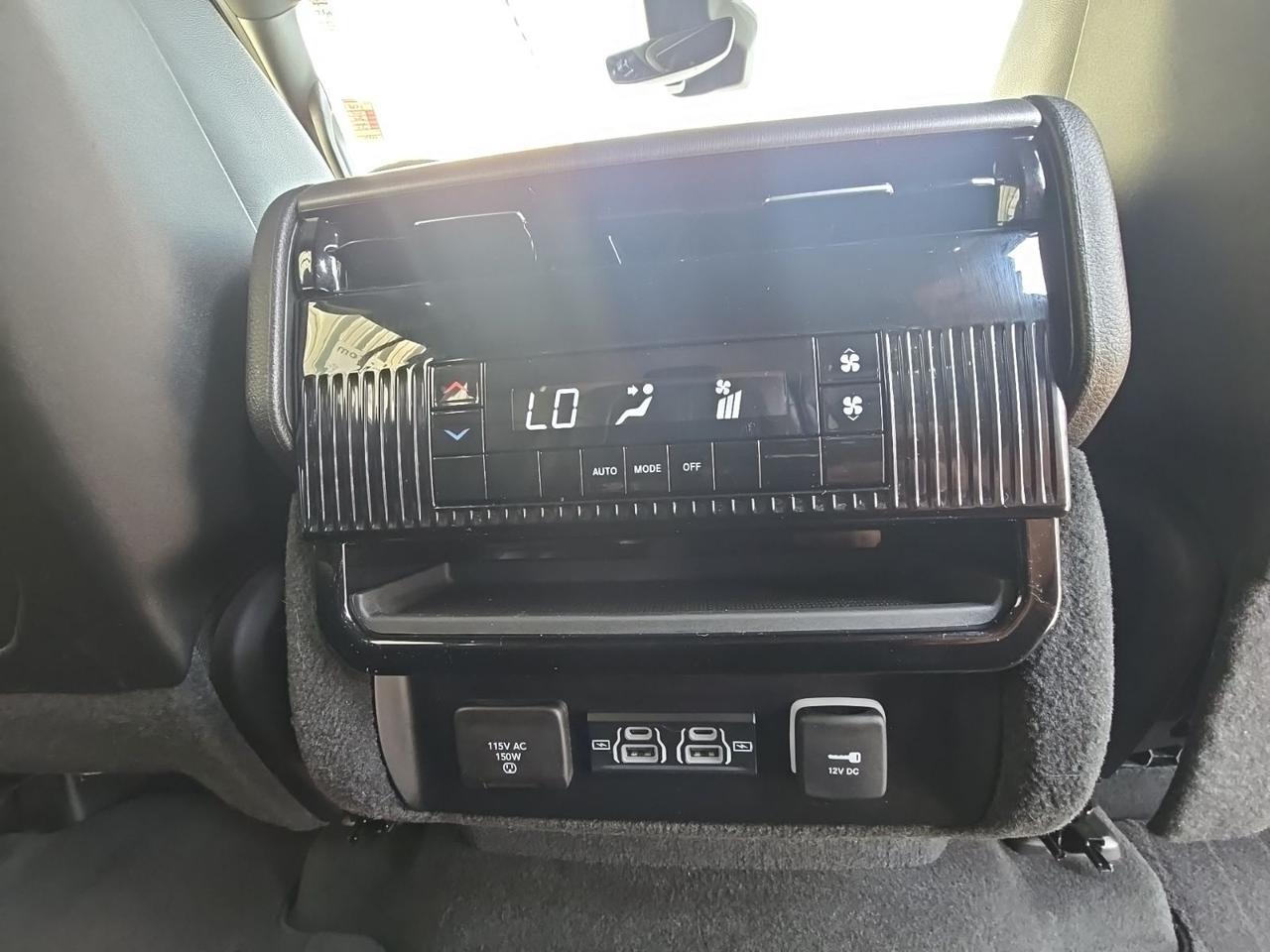 2025 Jeep Wagoneer Base Watertown SD 2025 Jeep Wagoneer Base Watertown SD