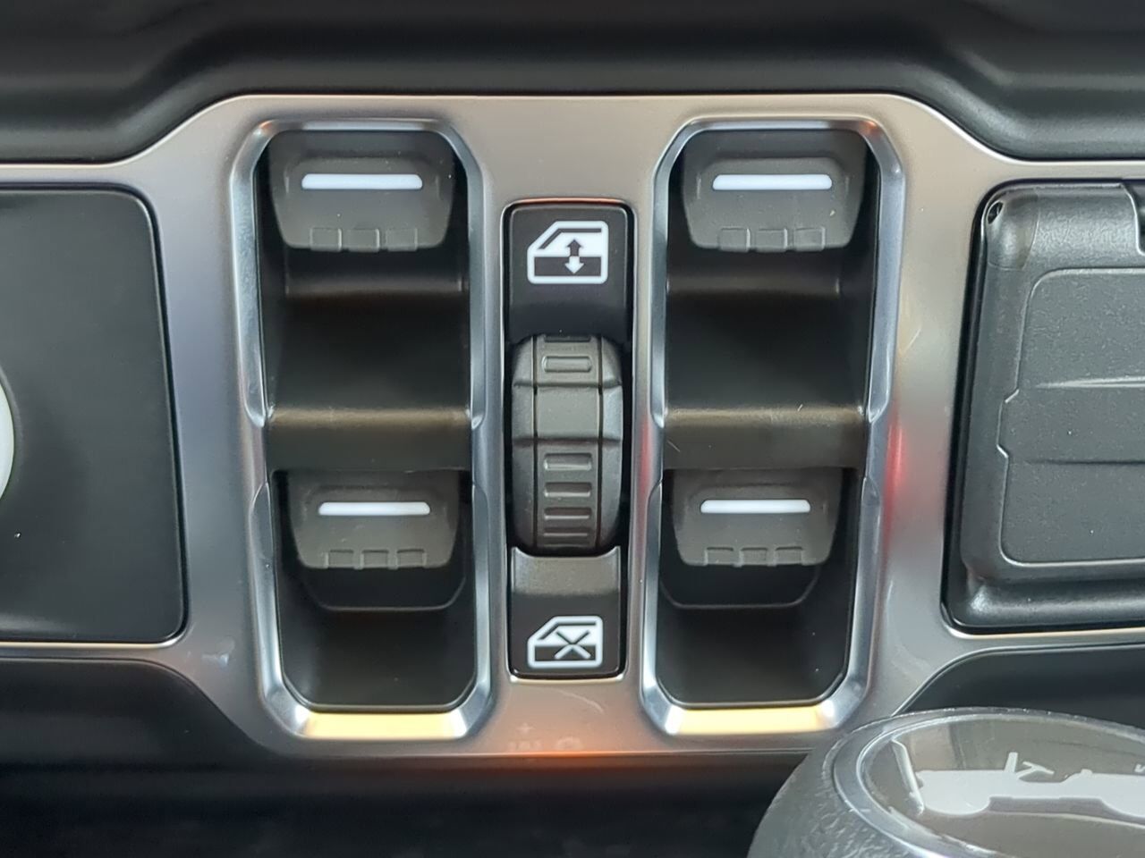 2025 Jeep Wrangler Sport S Appleton WI