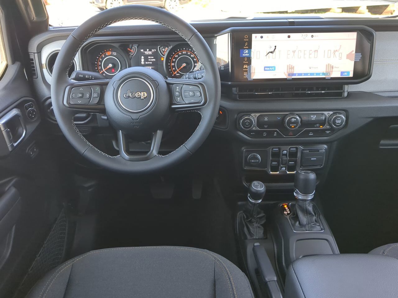 2025 Jeep Wrangler Sport S Appleton WI