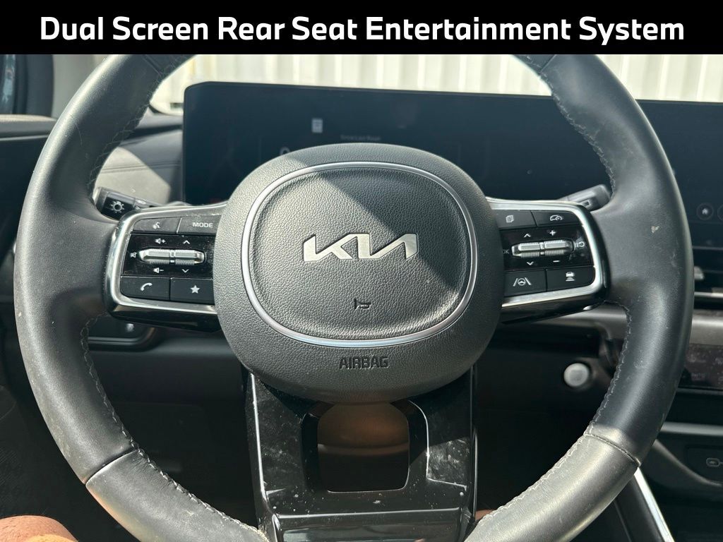 2025 Kia Carnival SX