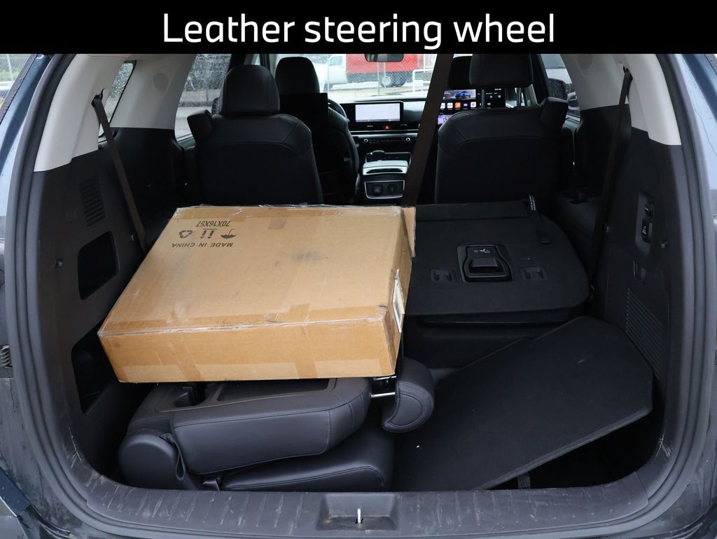2025 Kia Carnival SX