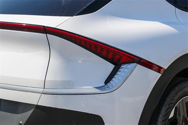 2025 Kia EV6 Light RWD Glendale CA 2025 Kia EV6 Light RWD Glendale CA