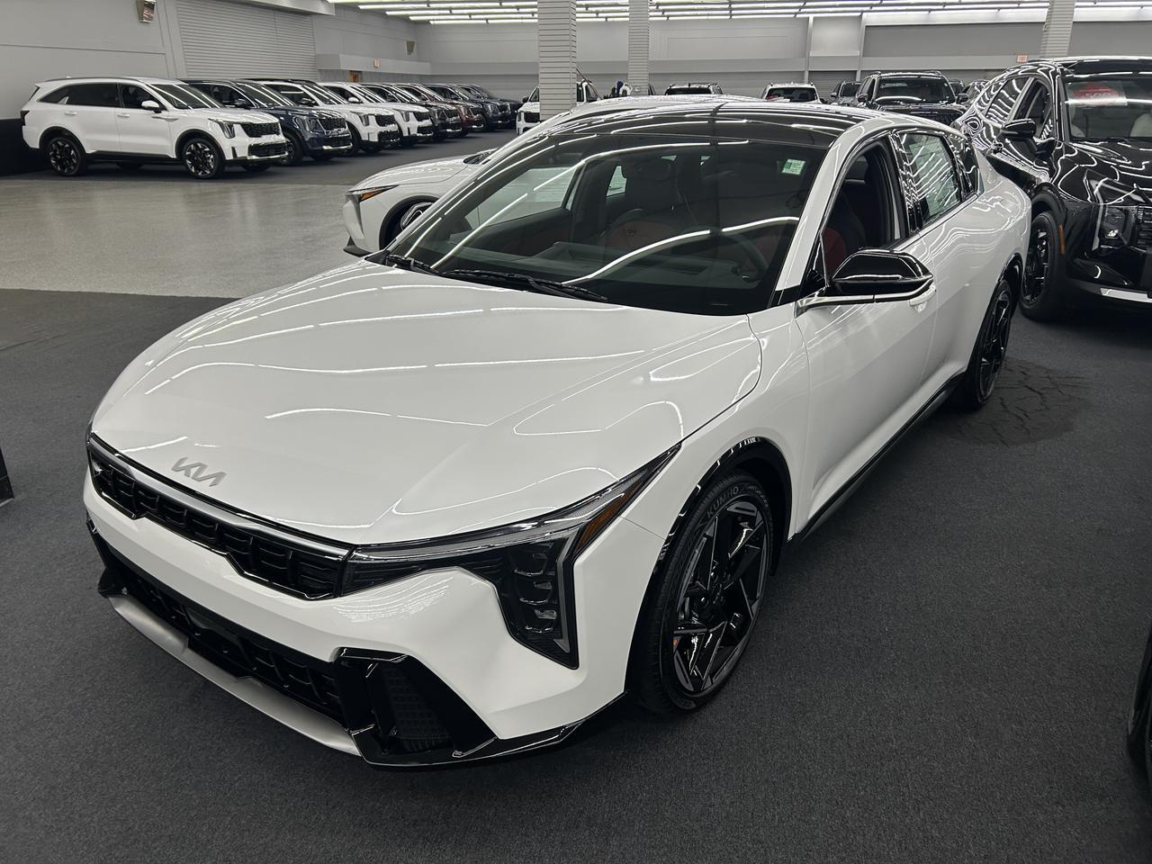 2025 Kia K4 GT-Line's photo