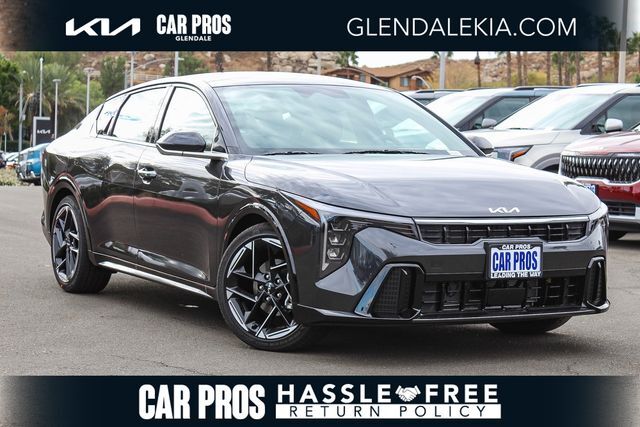 2025 Kia K4 GT-Line's photo