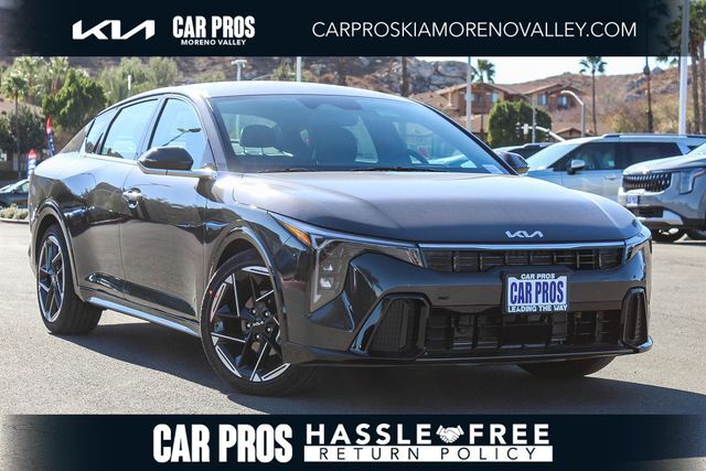 2025 Kia K4 2025 Kia K4