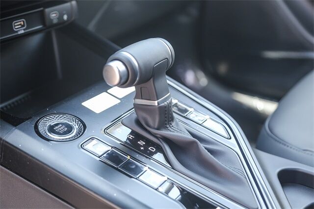 2025 Kia Niro EX Glendale CA 2025 Kia Niro EX Glendale CA