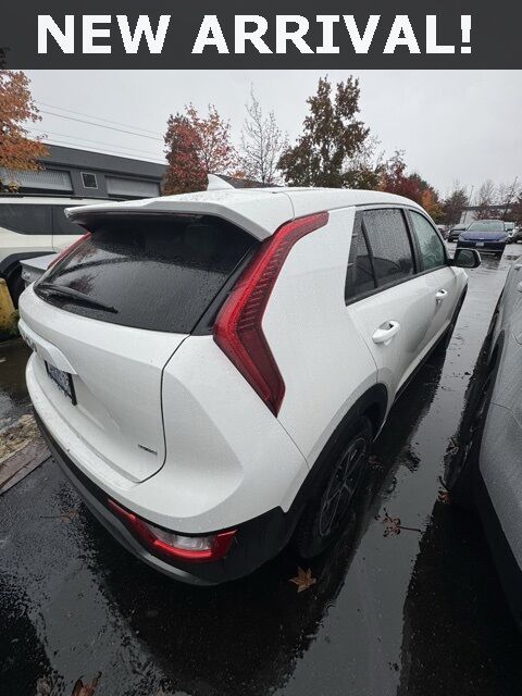 2025 Kia Niro LX Renton WA 2025 Kia Niro LX Renton WA