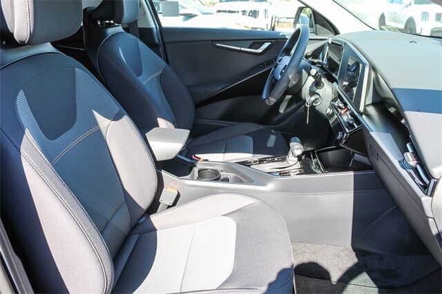 2025 Kia Niro LX Glendale CA 2025 Kia Niro LX Glendale CA