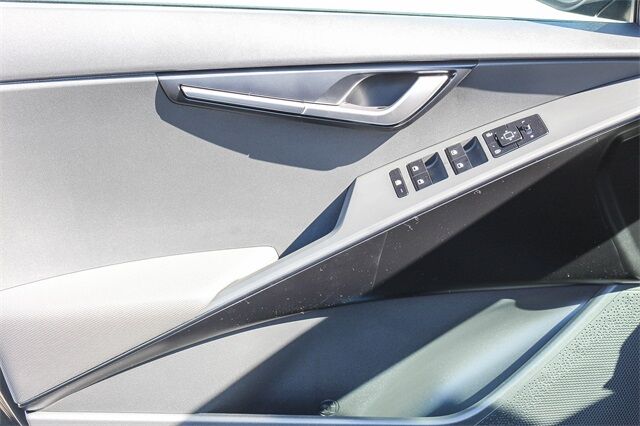 2025 Kia Niro LX Glendale CA 2025 Kia Niro LX Glendale CA