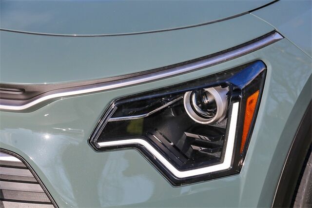 2025 Kia Niro Plug-in Hybrid EX Renton WA 2025 Kia Niro Plug-in Hybrid EX Renton WA