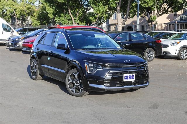 2025 Kia Niro Plug-in Hybrid SX Touring Glendale CA 2025 Kia Niro Plug-in Hybrid SX Touring Glendale CA
