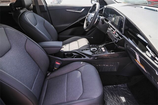 2025 Kia Niro Plug-in Hybrid SX Touring Glendale CA 2025 Kia Niro Plug-in Hybrid SX Touring Glendale CA