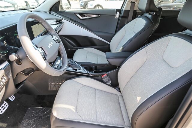 2025 Kia Niro SX Touring Glendale CA 2025 Kia Niro SX Touring Glendale CA