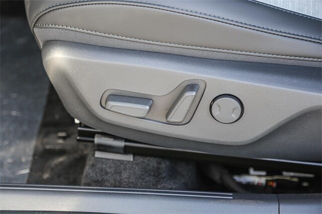 2025 Kia Niro SX Touring Glendale CA 2025 Kia Niro SX Touring Glendale CA