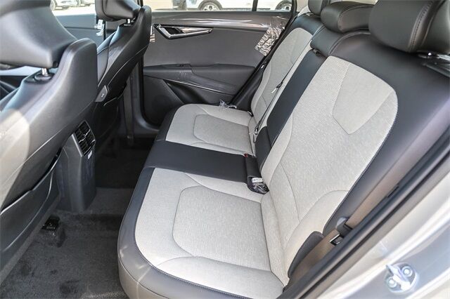 2025 Kia Niro SX Touring Glendale CA 2025 Kia Niro SX Touring Glendale CA