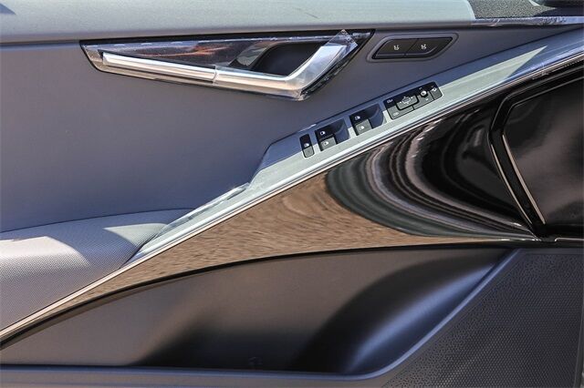 2025 Kia Niro SX Touring Glendale CA 2025 Kia Niro SX Touring Glendale CA