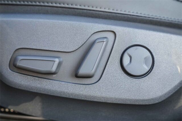 2025 Kia Niro SX Touring Huntington Beach CA 2025 Kia Niro SX Touring Huntington Beach CA