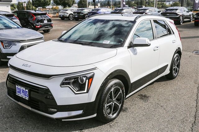 2025 Kia Niro SX Renton WA 2025 Kia Niro SX Renton WA