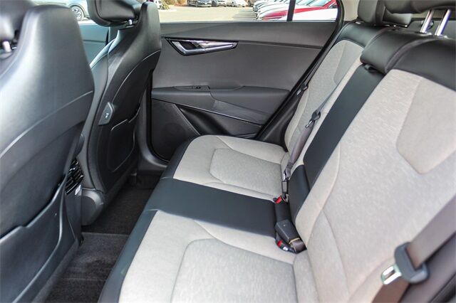 2025 Kia Niro SX Glendale CA 2025 Kia Niro SX Glendale CA