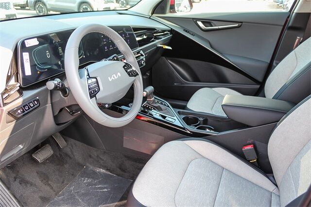 2025 Kia Niro SX Glendale CA 2025 Kia Niro SX Glendale CA
