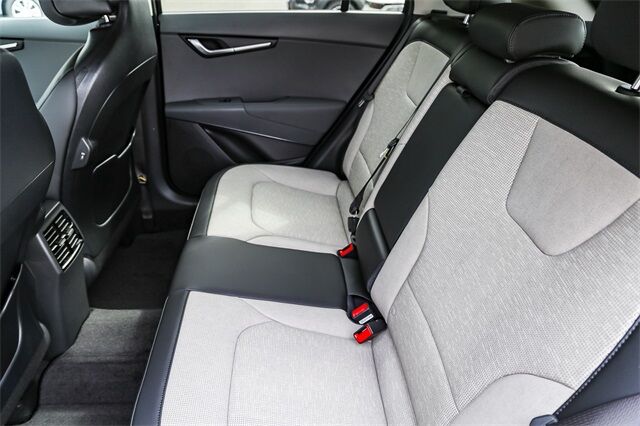 2025 Kia Niro SX Huntington Beach CA 2025 Kia Niro SX Huntington Beach CA