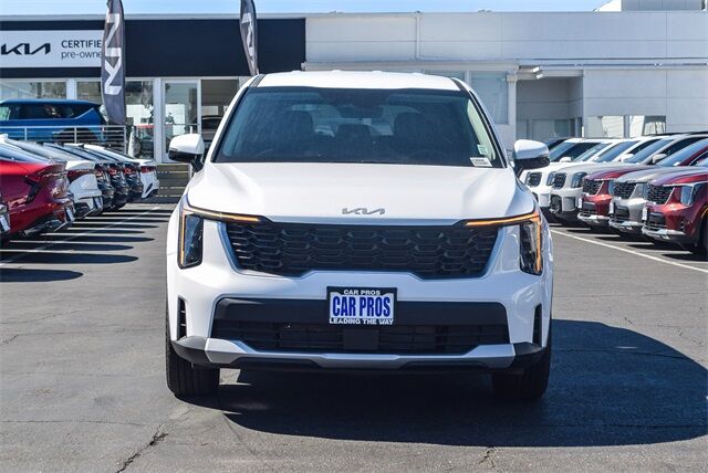 2025 Kia Sorento LX Huntington Beach CA 2025 Kia Sorento LX Huntington Beach CA