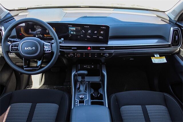 2025 Kia Sorento LX Huntington Beach CA 2025 Kia Sorento LX Huntington Beach CA