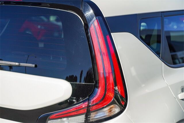 2025 Kia Soul GT-Line Moreno Valley CA 2025 Kia Soul GT-Line Moreno Valley CA