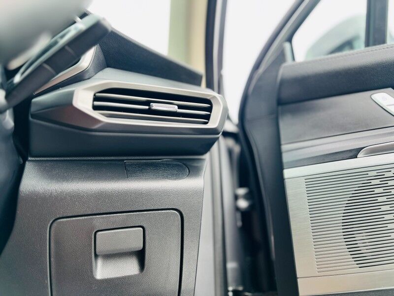 2025 LDV D90 Flagship (2.0L Turbo Diesel) Vaitele 2025 LDV D90 Flagship (2.0L Turbo Diesel) Vaitele