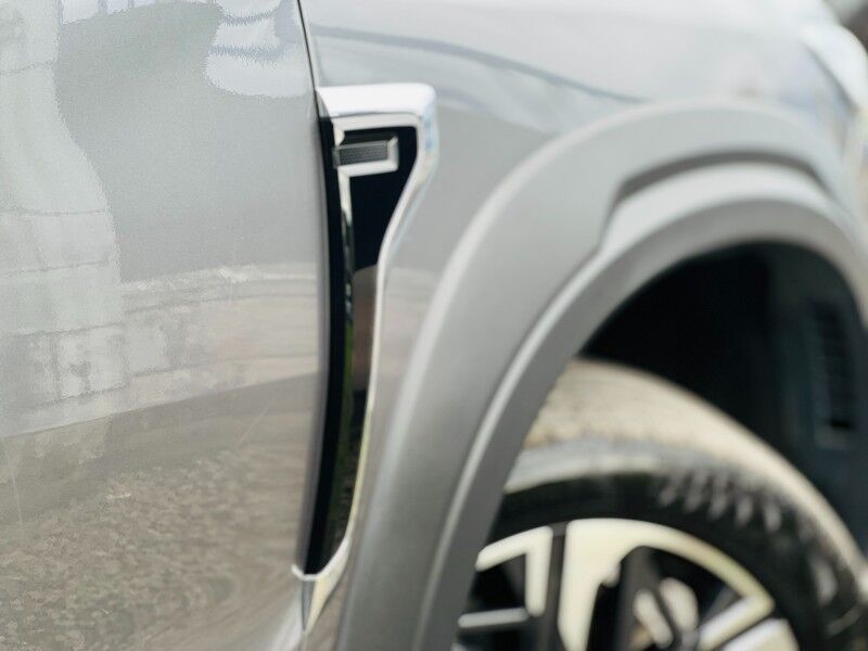 2025 LDV D90 Flagship (2.0L Turbo Diesel) Vaitele 2025 LDV D90 Flagship (2.0L Turbo Diesel) Vaitele