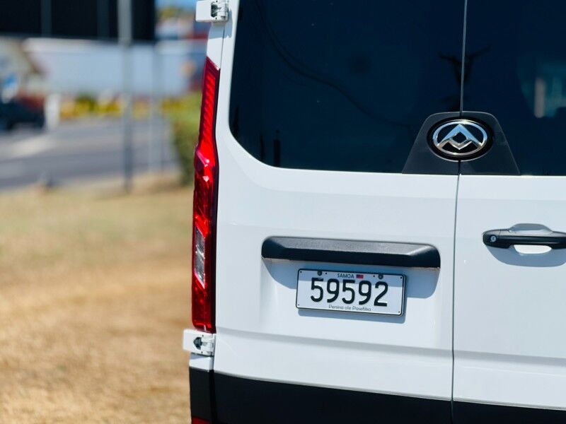 2025 LDV Deliver 9 Van (2.0L Diesel) Vaitele 2025 LDV Deliver 9 Van (2.0L Diesel) Vaitele