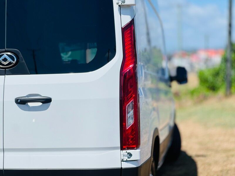 2025 LDV Deliver 9 Van (2.0L Diesel) Vaitele 2025 LDV Deliver 9 Van (2.0L Diesel) Vaitele