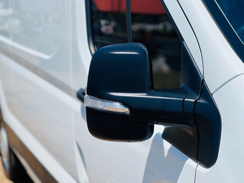 2025 LDV Deliver 9 Van (2.0L Diesel) Vaitele 2025 LDV Deliver 9 Van (2.0L Diesel) Vaitele