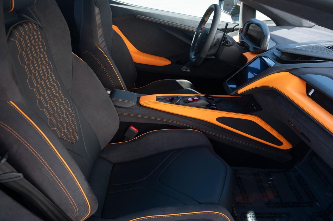 2025 Lamborghini Revuelto Charlotte NC 2025 Lamborghini Revuelto Charlotte NC
