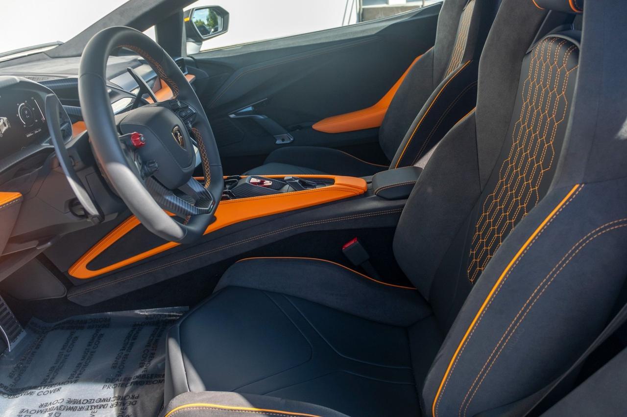 2025 Lamborghini Revuelto Charlotte NC 2025 Lamborghini Revuelto Charlotte NC