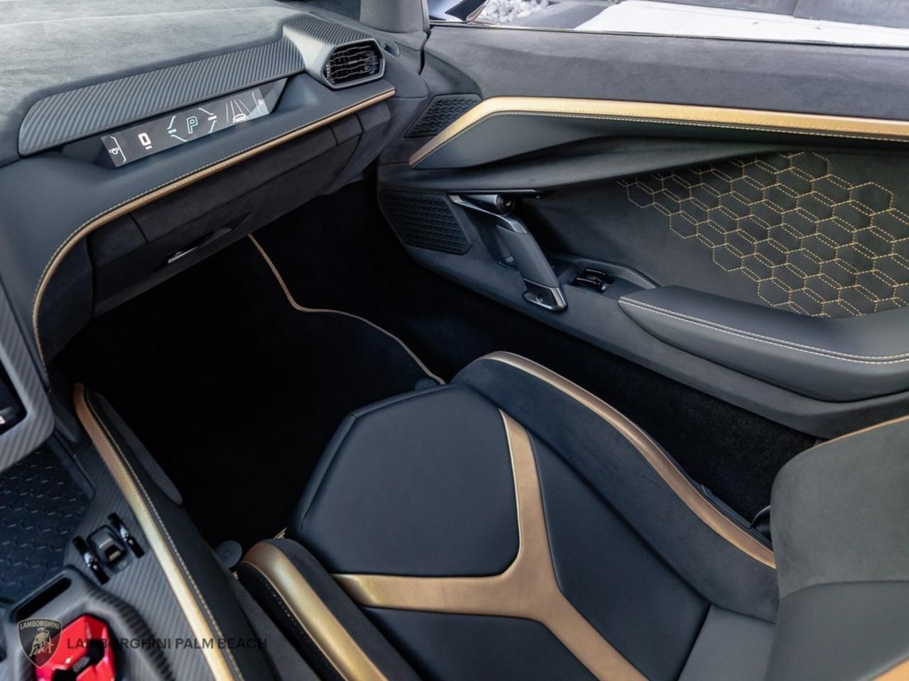2025 Lamborghini Revuelto West Palm Beach FL