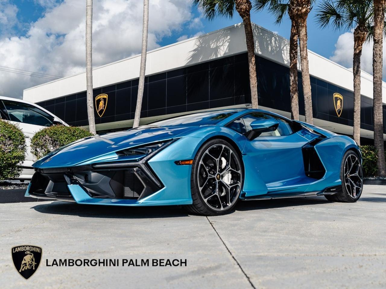 2025 Lamborghini Revuelto