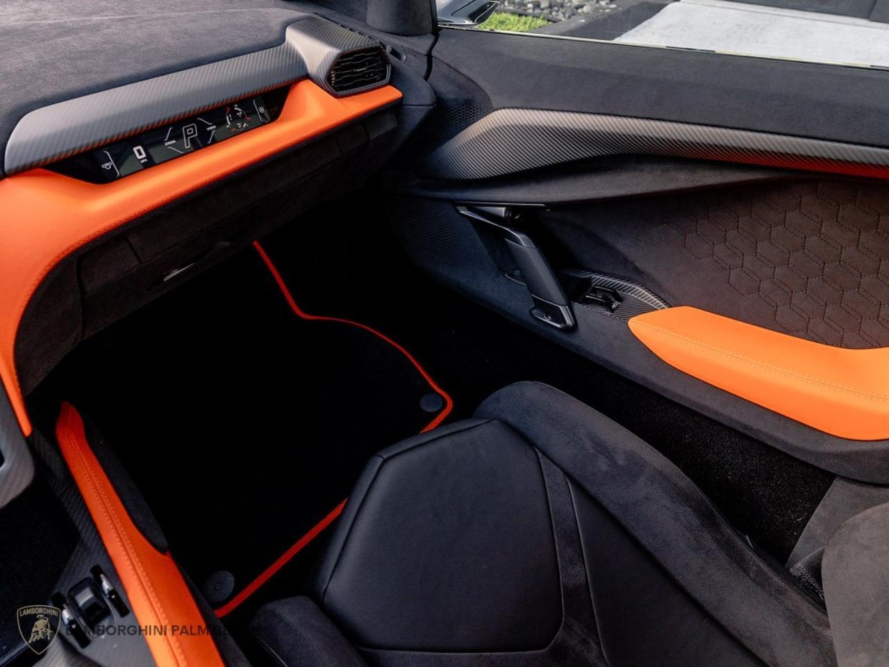 2025 Lamborghini Revuelto West Palm Beach FL