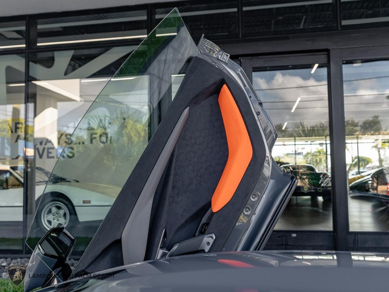 2025 Lamborghini Revuelto West Palm Beach FL