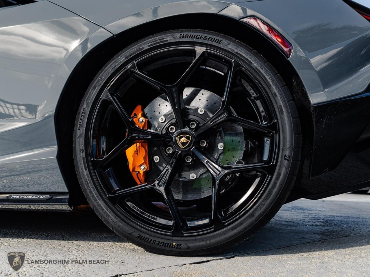 2025 Lamborghini Revuelto West Palm Beach FL