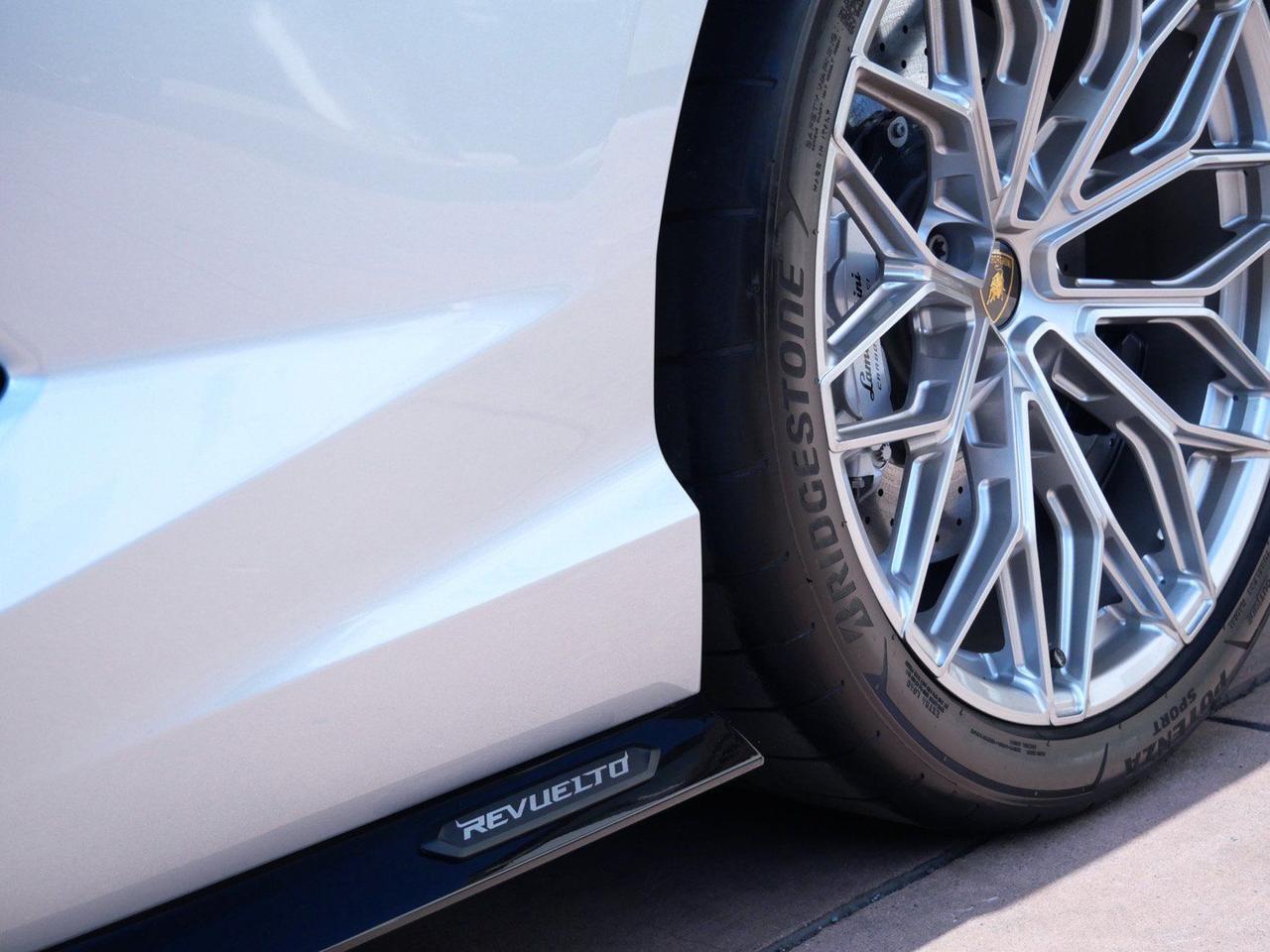 2025 Lamborghini Revuelto Base Base Lawrence KS